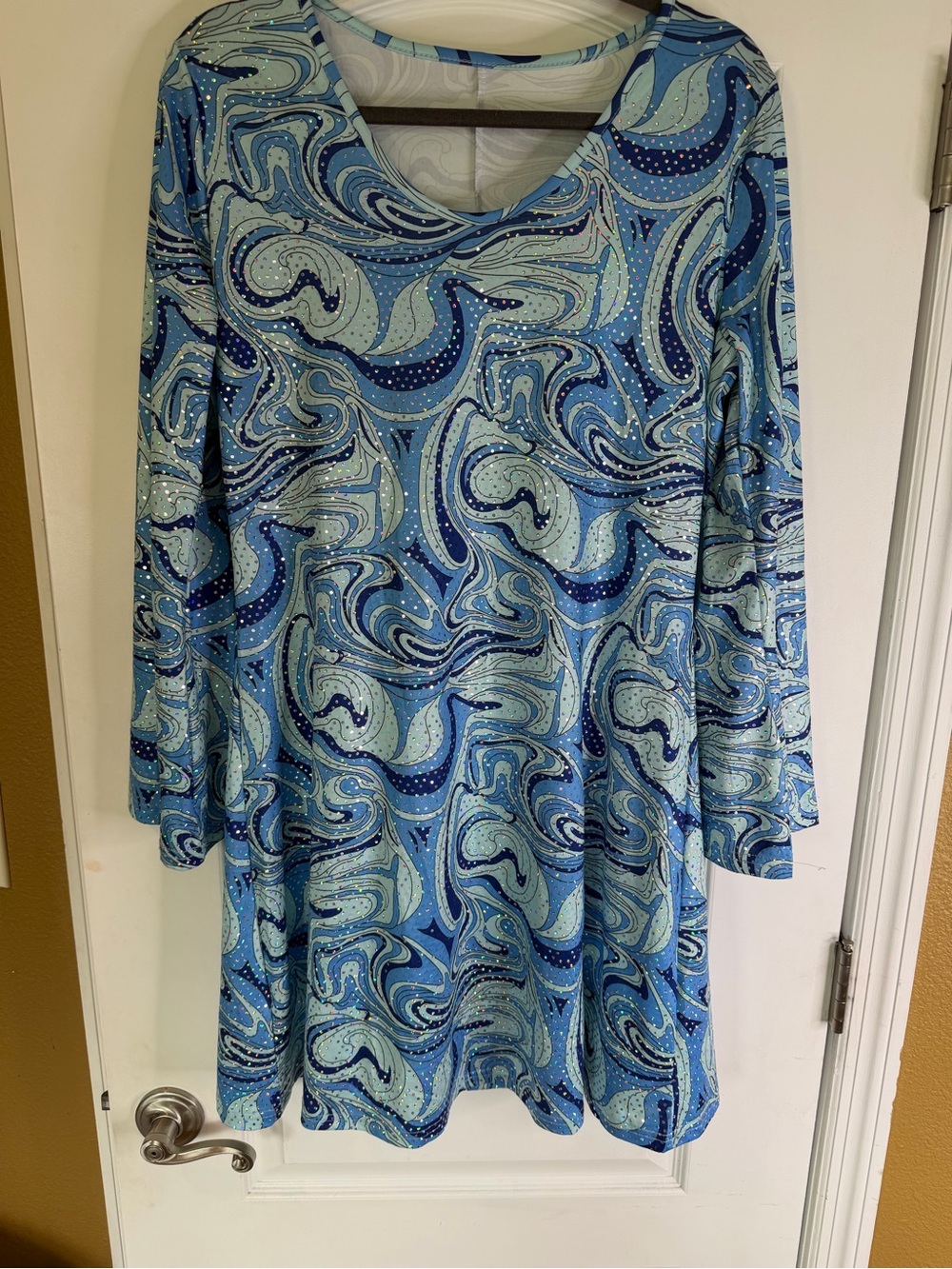 70’s Style Blue Swirl And Sequin Long Sleeve Disco Dress Costume. Size XL